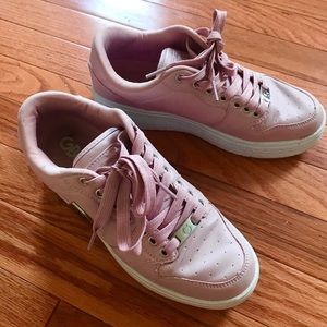 pink guess low-top sneakers